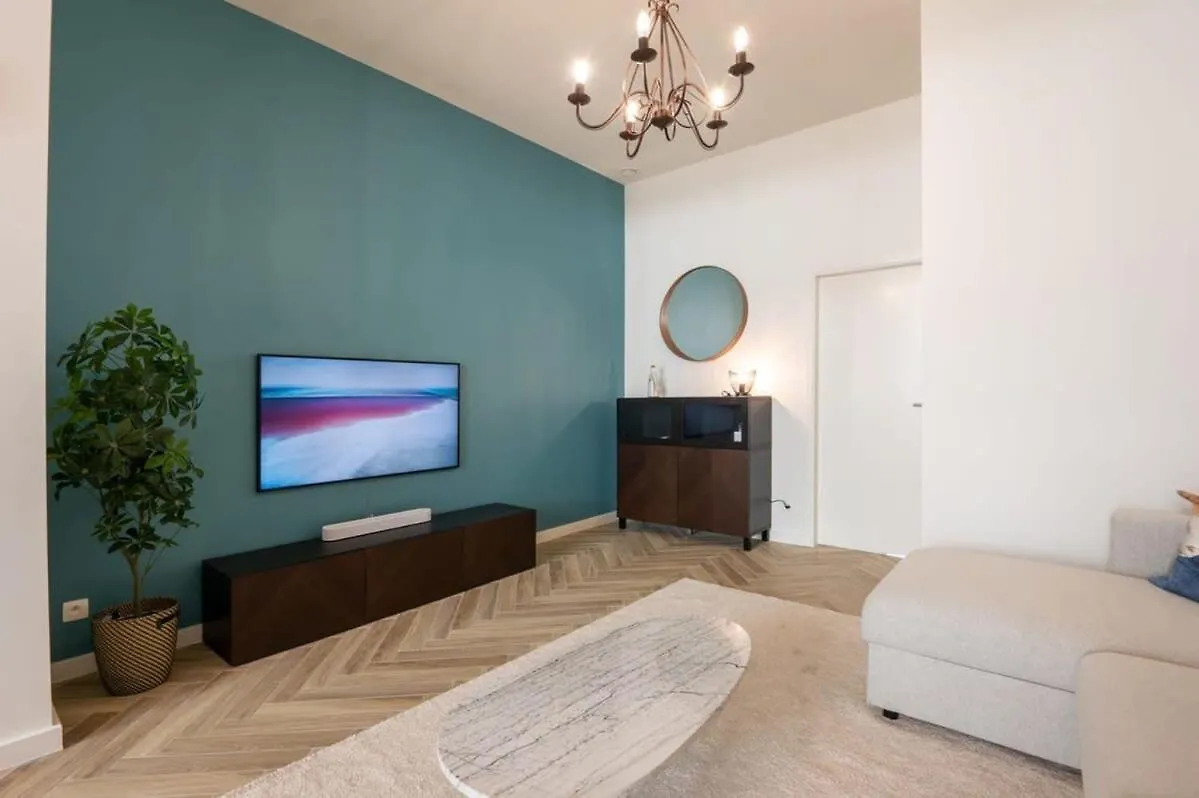 Beautiful Renovated Apartment In An Authentic Building Ostende Belgium