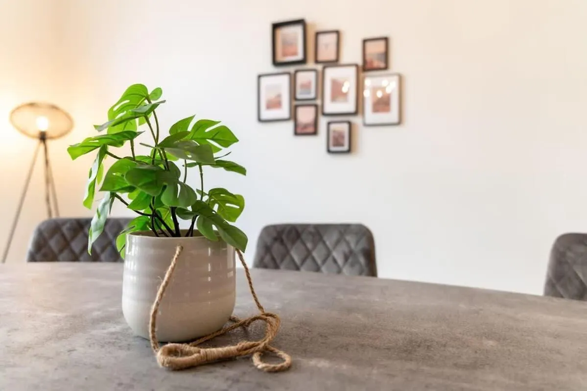 Beautiful Renovated Apartment In An Authentic Building Ostende