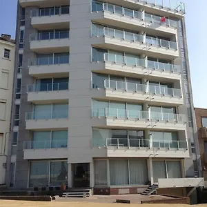 Raversijde With Sea View Appartement Oostende