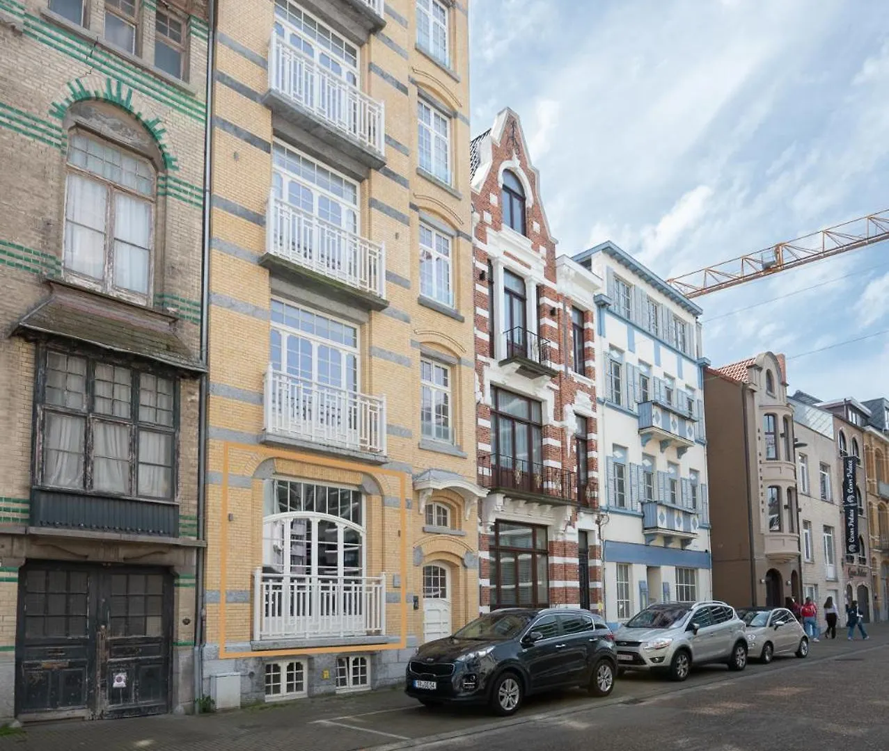 Beautiful Renovated Apartment In An Authentic Building Ostend
