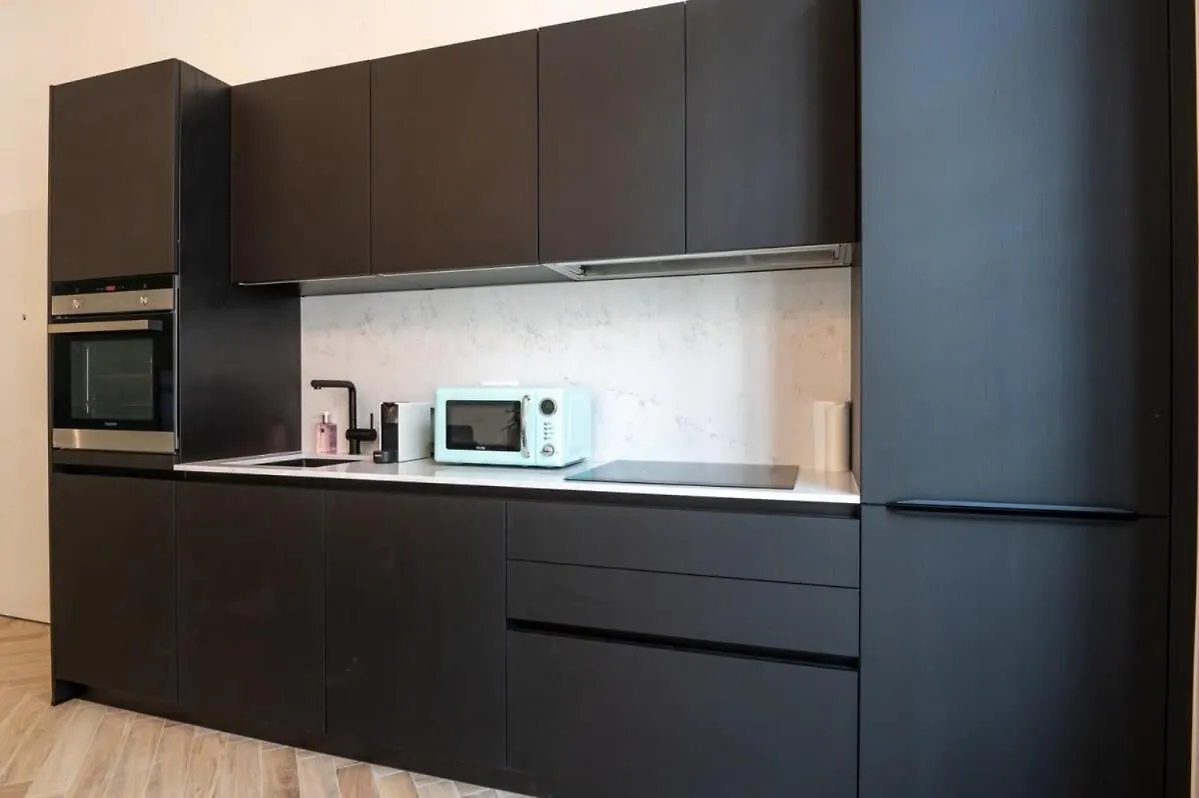Beautiful Renovated Apartment In An Authentic Building Oostende
